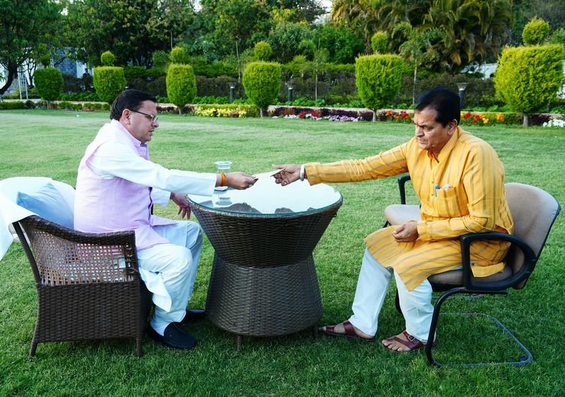 उत्तराखंड मंत्री प्रेमचंद अग्रवाल ने ‘पाहदी’ की टिप्पणी के बाद इस्तीफा दे दिया