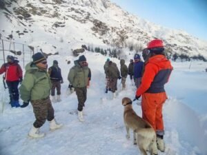 उत्तराखंड हिमस्खलन टोल 8 4 और भाई श्रमिकों के शरीर के रूप में बरामद