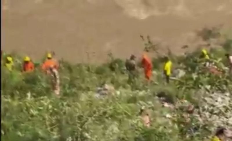 1 मृत, उत्तराखंड में अलकनंद नदी में बस के बाद 10 लापता