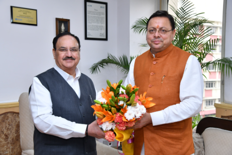 मुख्यमंत्री श्री पुष्कर सिंह धामी ने नई दिल्ली में केंद्रीय स्वास्थ्य मंत्री श्री जेपी नड्डा से शिष्टाचार भेंट की।