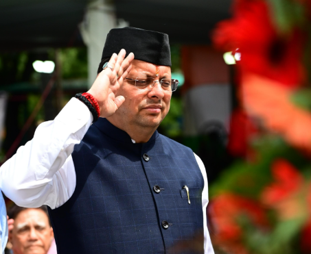 मुख्यमंत्री ने कारगिल विजय दिवस पर शहीद स्मारक पर पुष्प चक्र अर्पित कर शहीद को दी श्रद्धांजलि।