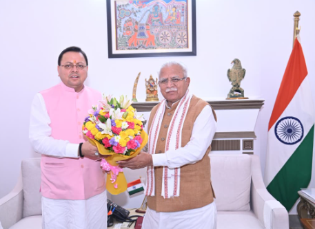 उत्तराखण्ड के मुख्यमंत्री श्री पुष्कर सिंह धामी ने नई दिल्ली में केंद्रीय विद्युत मंत्री श्री मनोहर लाल खट्टर से भेंट की।